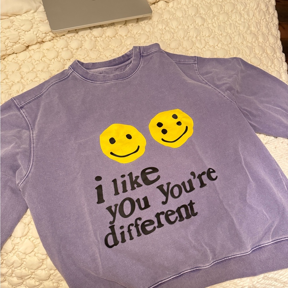 Purple Crewneck Sweater with Smiley Design